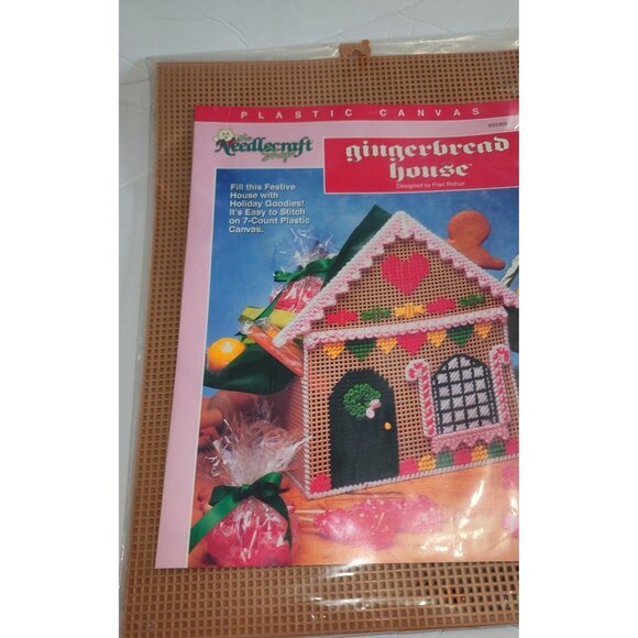 Needlecraft Plastic Canvas Gingerbread House Kit By Fran Rohus New Old Stock Vin - Picture 9 of 10
